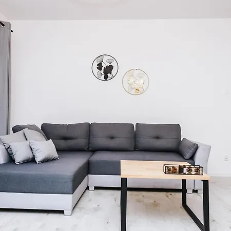 Apartment Mazurski 2 *